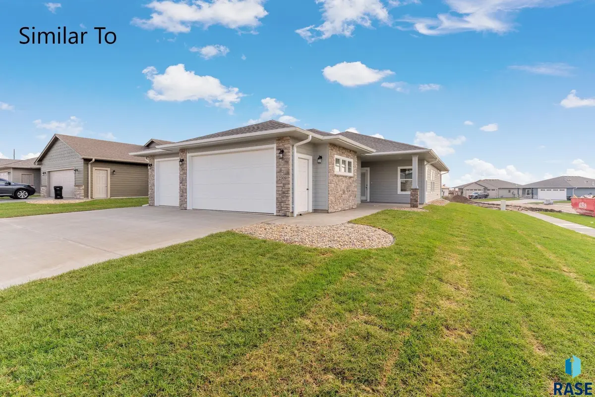 908 S Tinley Ave, Brandon, SD 57005 - #1
