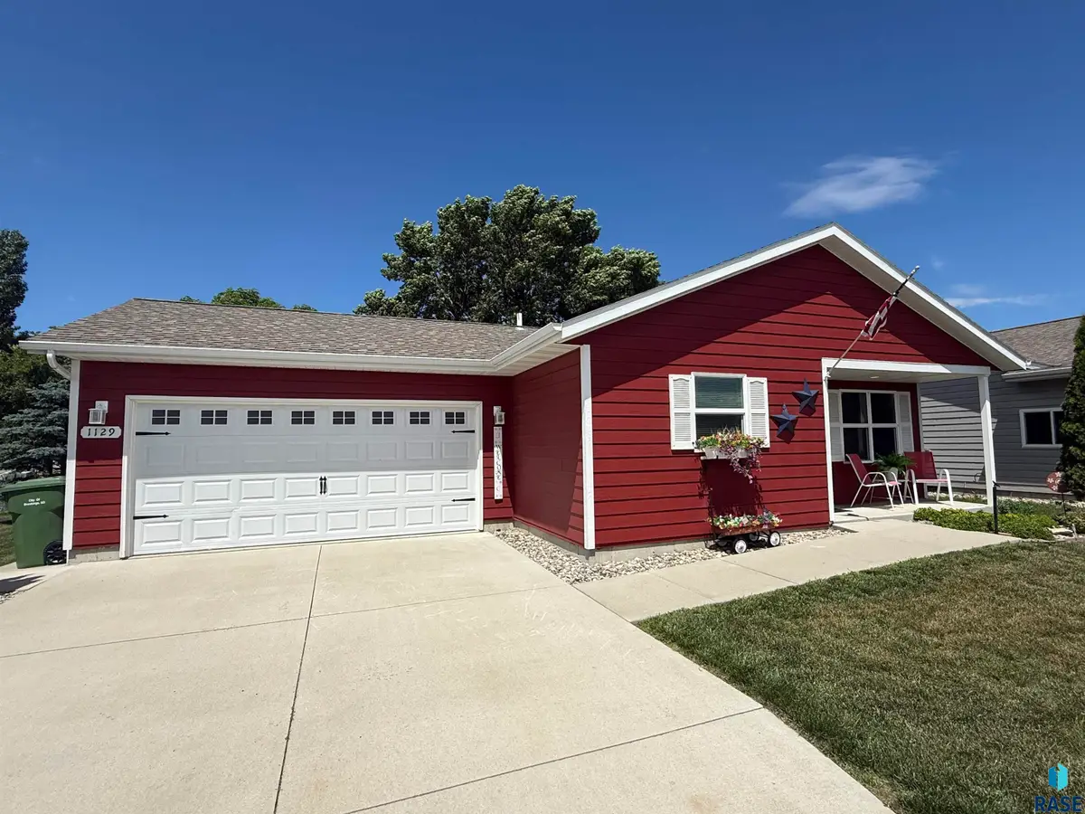 1129 Pactola Cv, Brookings, SD 57006 - #1