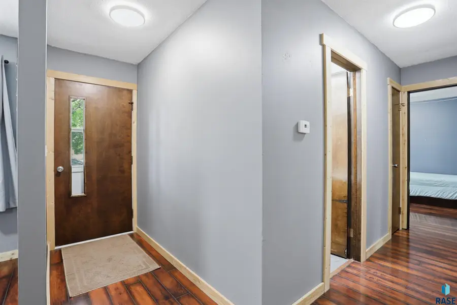 704 S Albert St, Freeman, SD 57029 - #3