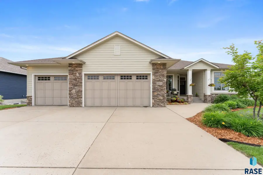 S Harmony Dr, Sioux Falls, SD 57110 - #3