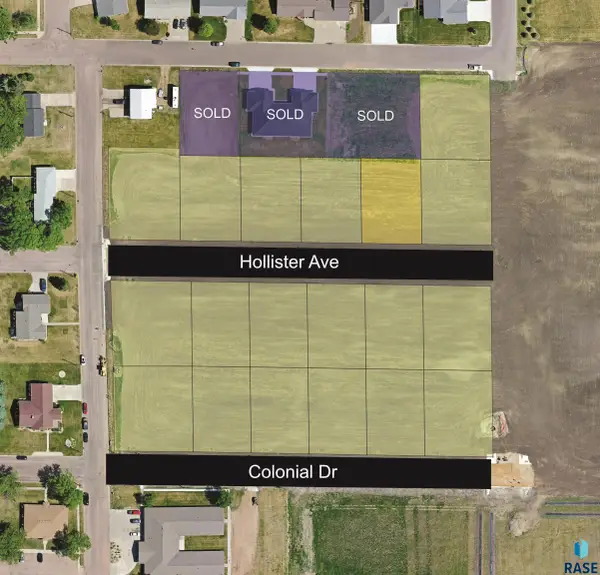107 Hollister Ave, Salem, SD 57058