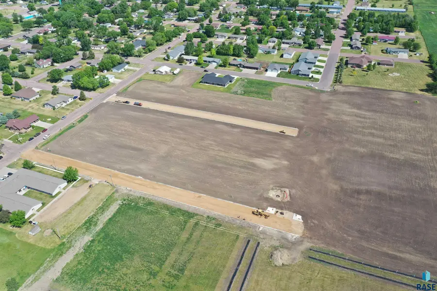 107 Hollister Ave, Salem, SD 57058 - #2
