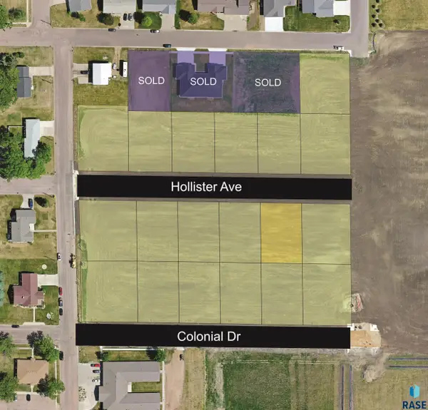 205 Hollister Ave, Salem, SD 57058