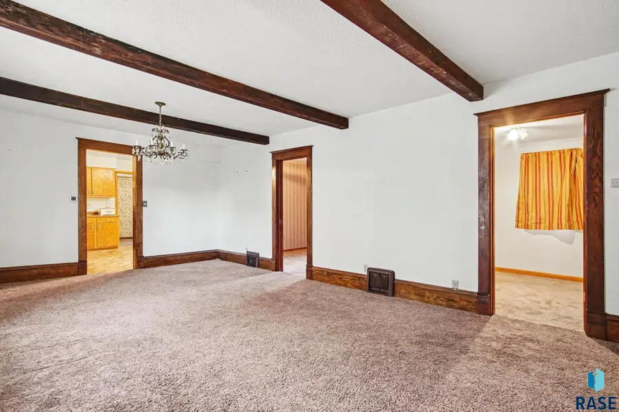 1027 N Main Ave, Sioux Falls, SD 57104 - #3