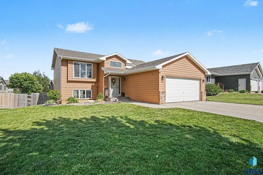 716 Trojan Ave, Hartford, SD 57033 - #3