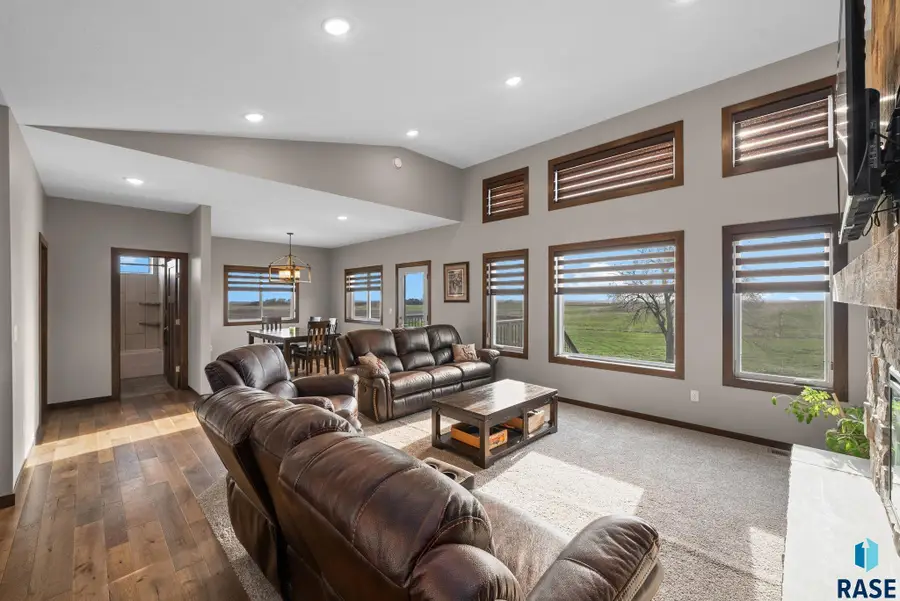 25467 455th Ave, Montrose, SD 57048 - #2