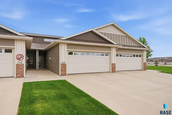 712 E El Dorado Ct, Sioux Falls, SD 57108