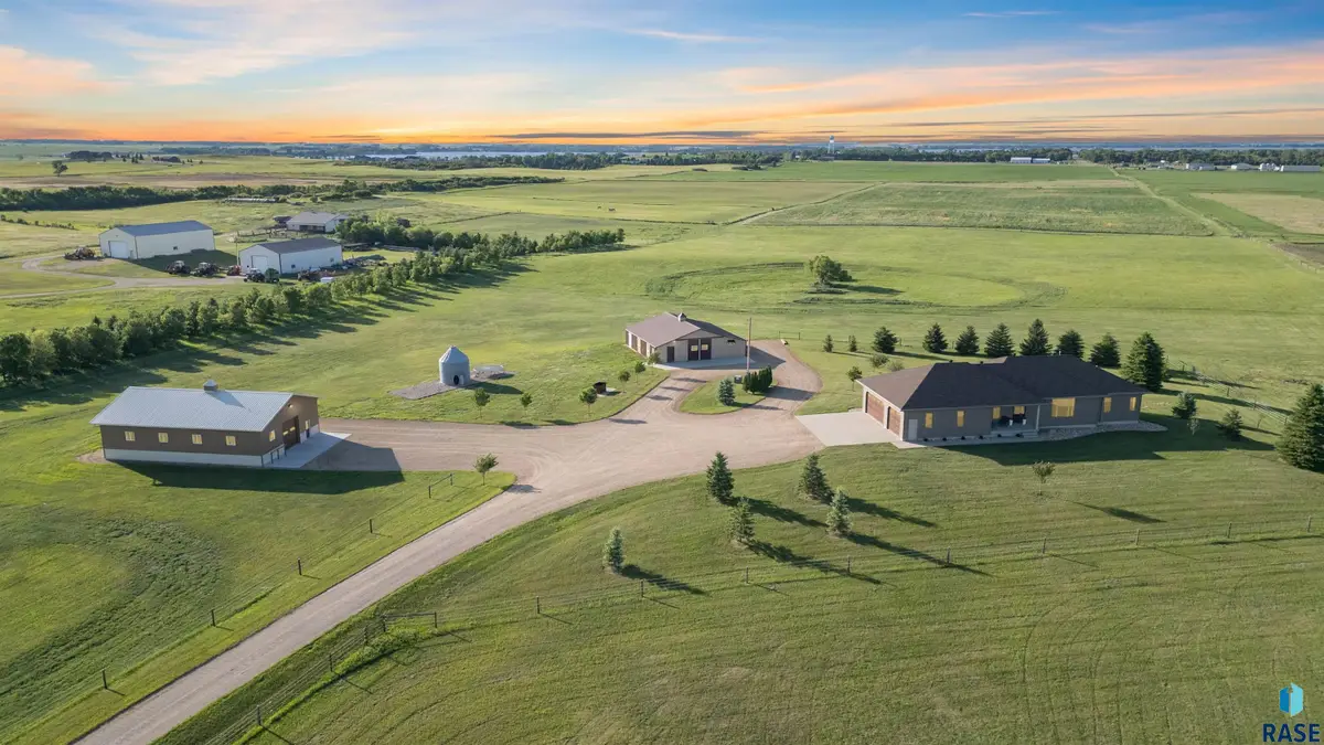 44946 173rd St, Watertown, SD 57201 - #1