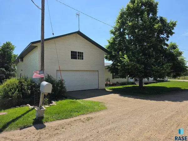 100 Beach St St, Fairview, SD 57027