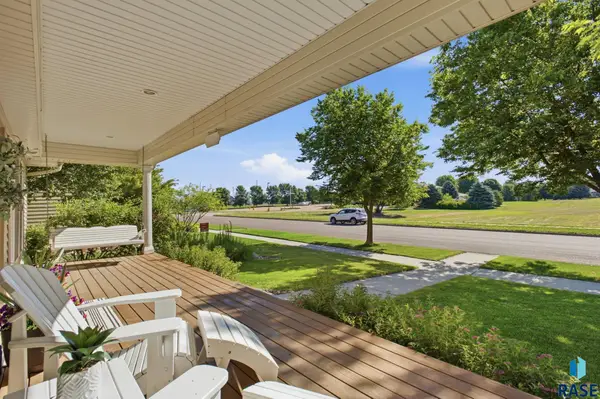 501 N Pasque Flower Trl, Brandon, SD 57005