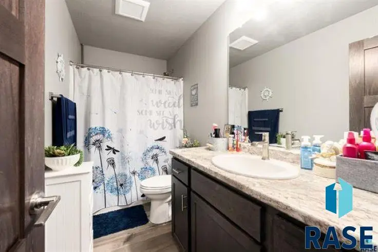 350 N Everest Ave, Tea, SD 57064 - #2