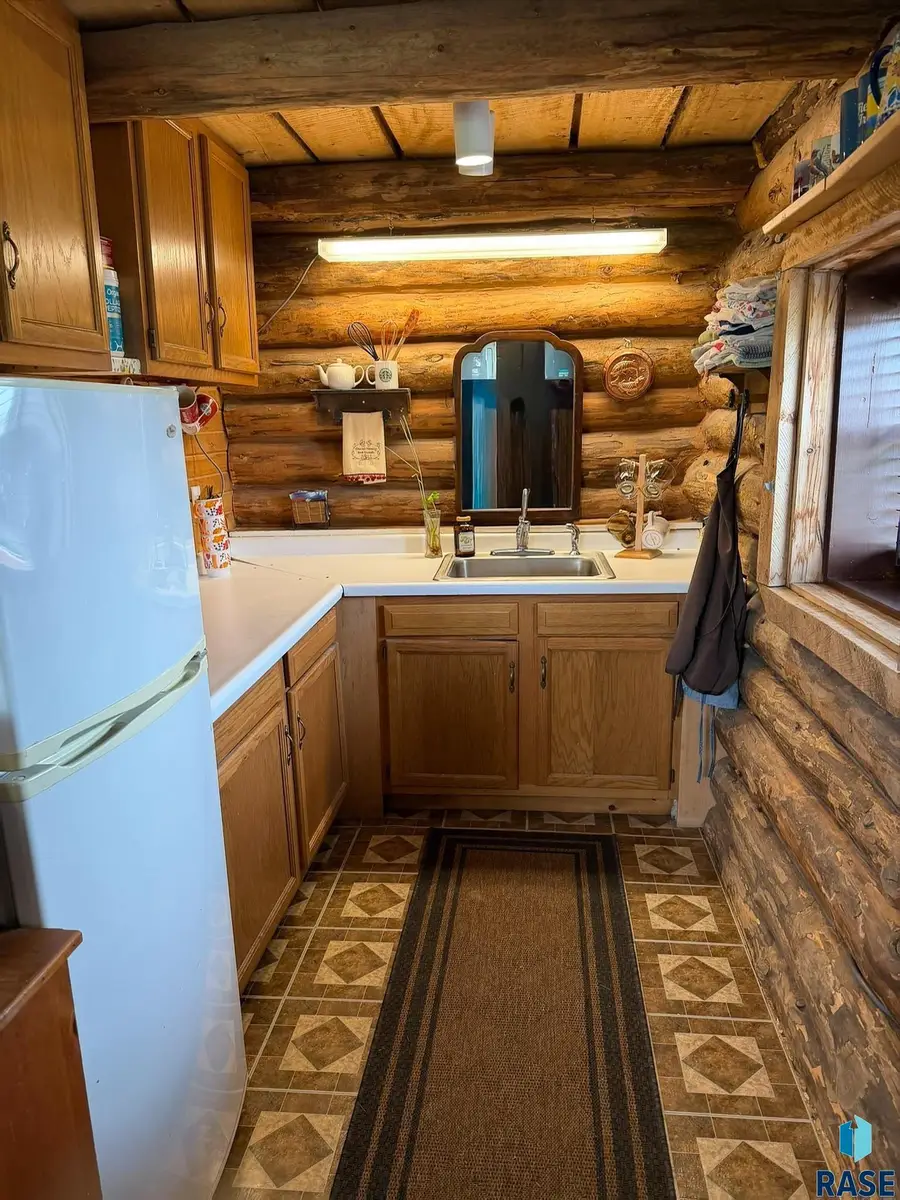 46637 321st St, Burbank, SD 57010 - #3