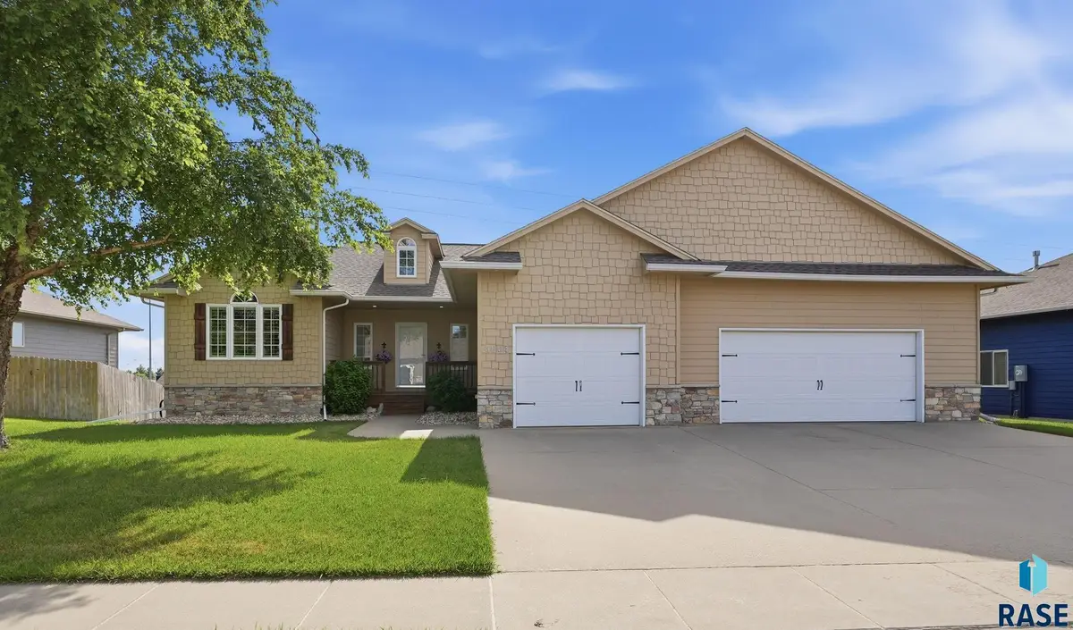 3804 S Harmony Dr, Sioux Falls, SD 57110 - #1