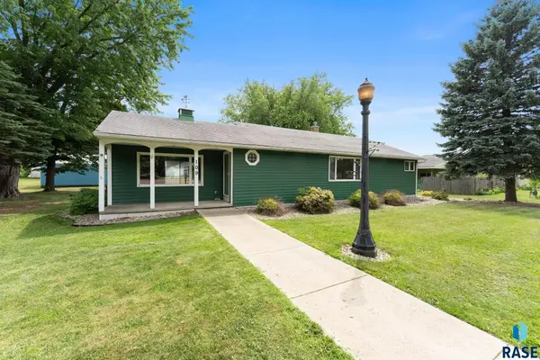 109 10th St E, Jasper, MN 56144