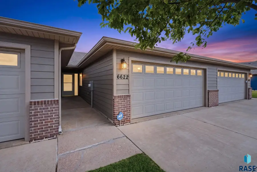 6622 S Tomar Rd, Sioux Falls, SD 57108 - #2