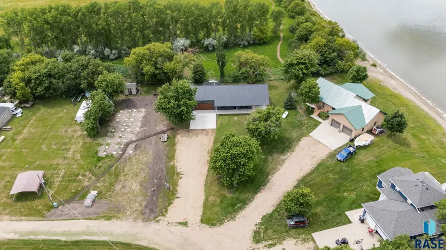 240 Francis Rd, De Smet, SD 57231 - #2