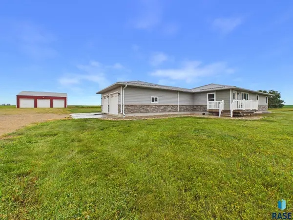 45830 290th St, Viborg, SD 57070