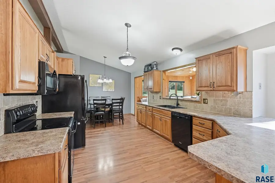708 N Appaloosa Trl, Sioux Falls, SD 57110 - #3