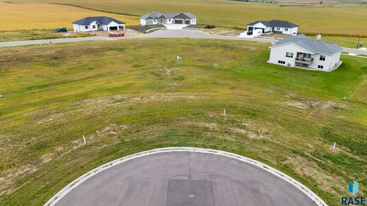 701 W Dianne St, Crooks, SD 57020 - #1