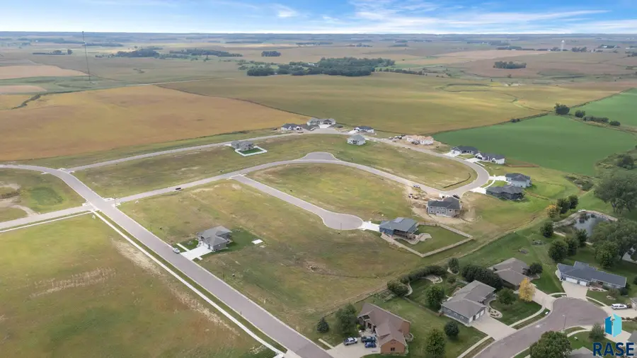701 W Dianne St, Crooks, SD 57020 - #3