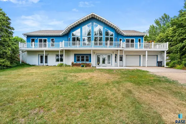 25433 487th Ave, Garretson, SD 57030