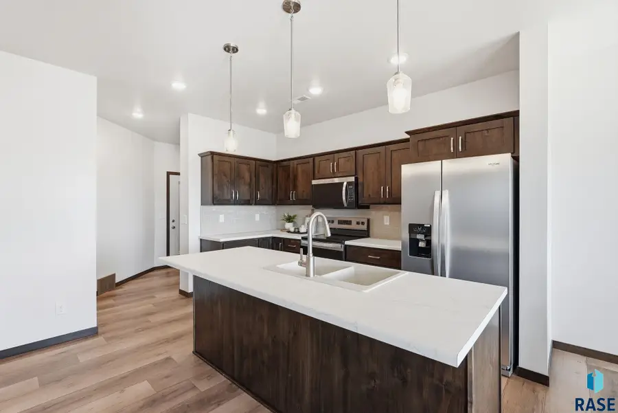 6146 S Bison Pl, Sioux Falls, SD 57108 - #2
