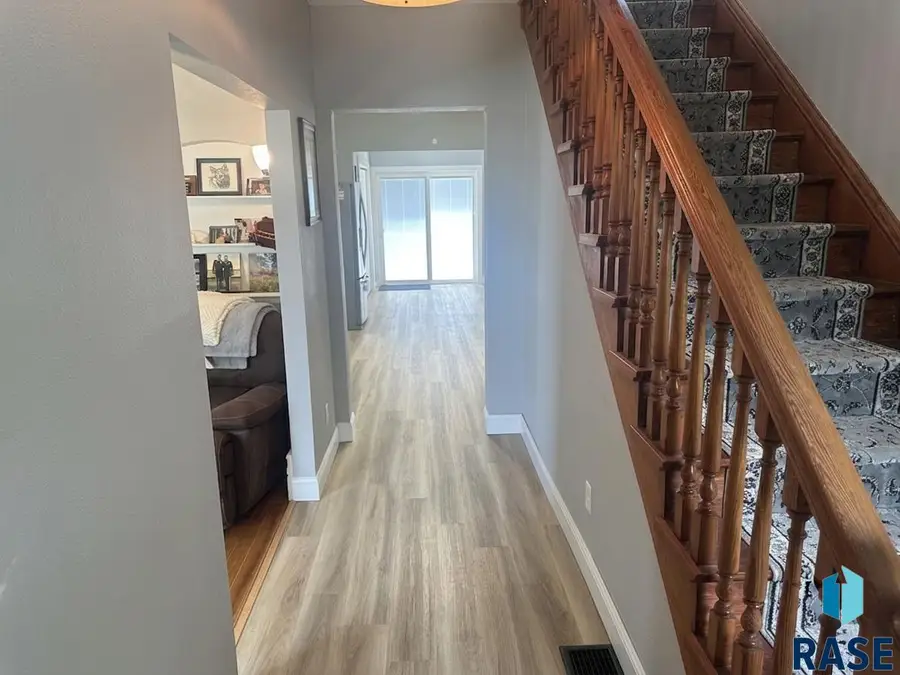 105 W Ash St, Arlington, SD 57212 - #2