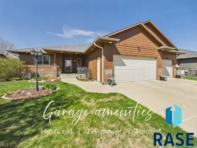 7604 W Lobelia St, Sioux Falls, SD 57106 - #2