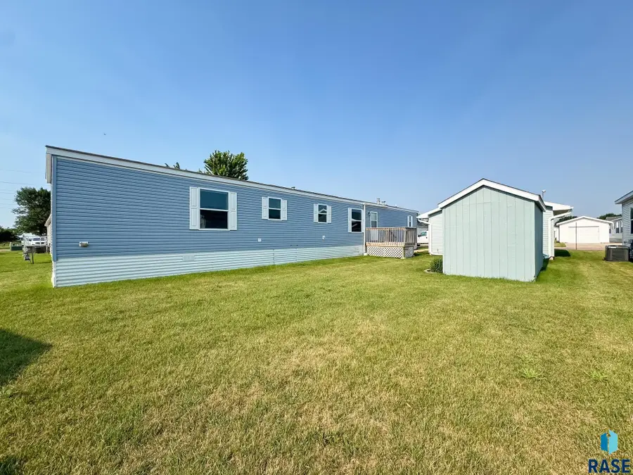 6018 S Belfair Pl, Sioux Falls, SD 57106 - #3