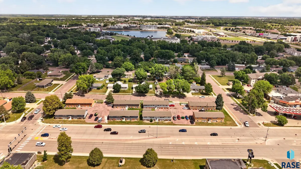 4800 W 41st St, Sioux Falls, SD 57106 - #1