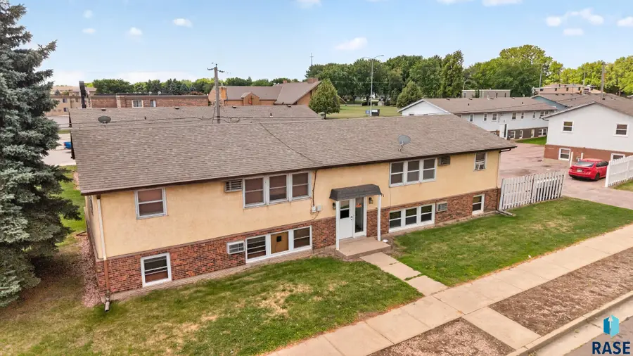 4800 W 41st St, Sioux Falls, SD 57106 - #2