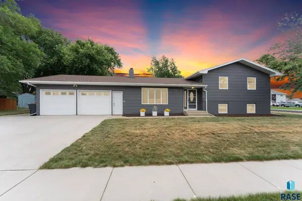 508 2nd Ave, Brandon, SD 57005