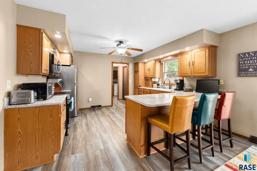 508 2nd Ave, Brandon, SD 57005 - #2