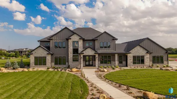 5501 E Markham St, Sioux Falls, SD 57110