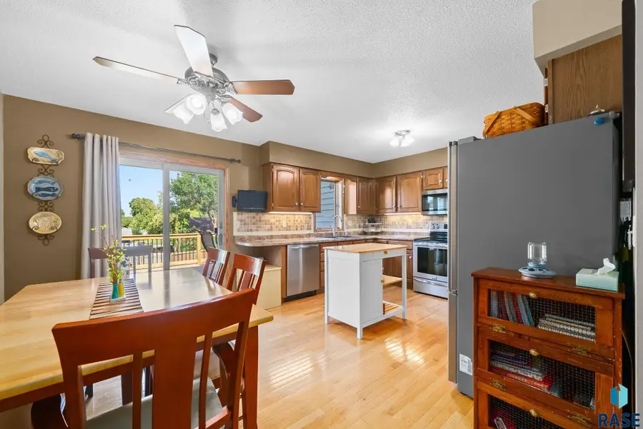 1212 S Joliet Ave, Sioux Falls, SD 57110 - #3