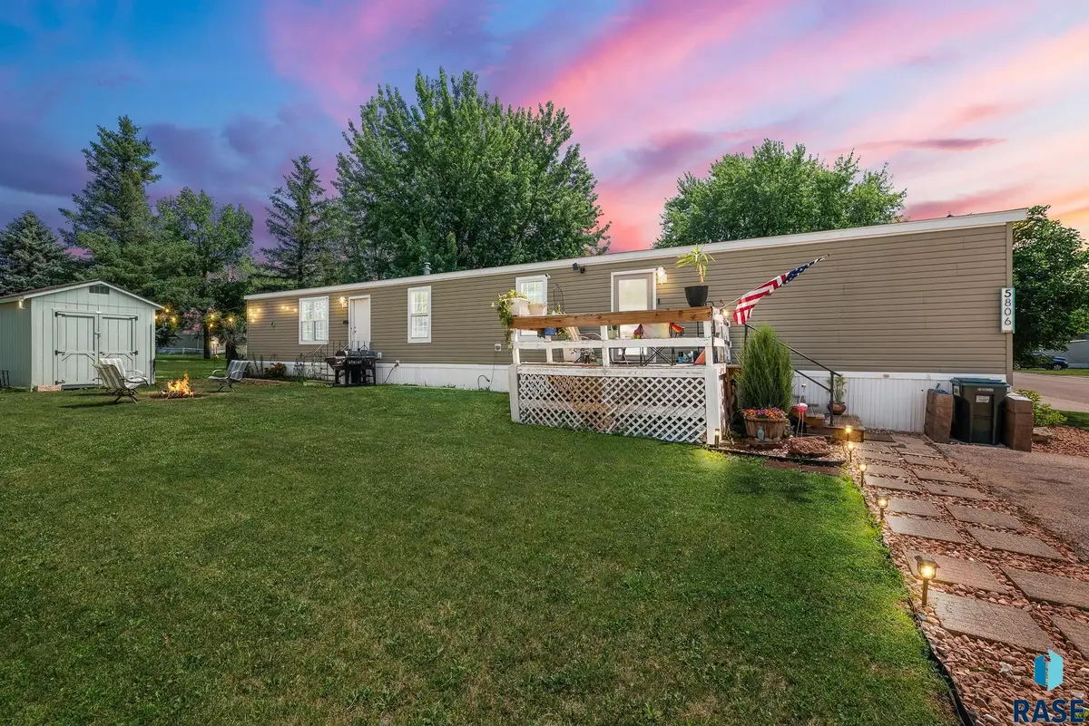 5806 W Tanager Pl, Sioux Falls, SD 57107 - #1