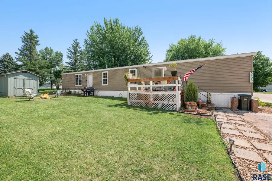 5806 W Tanager Pl, Sioux Falls, SD 57107 - #2