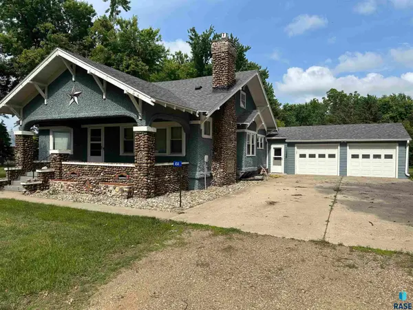 414 Bowdoin St, Goodwin, SD 57238