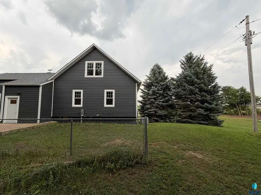 29523 455th Ave, Irene, SD 57037 - #3