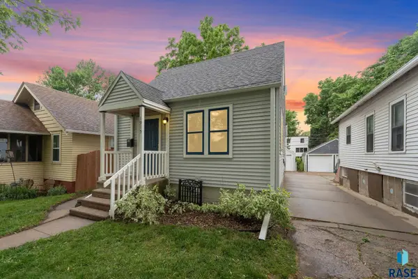 1915 S Spring Ave, Sioux Falls, SD 57105