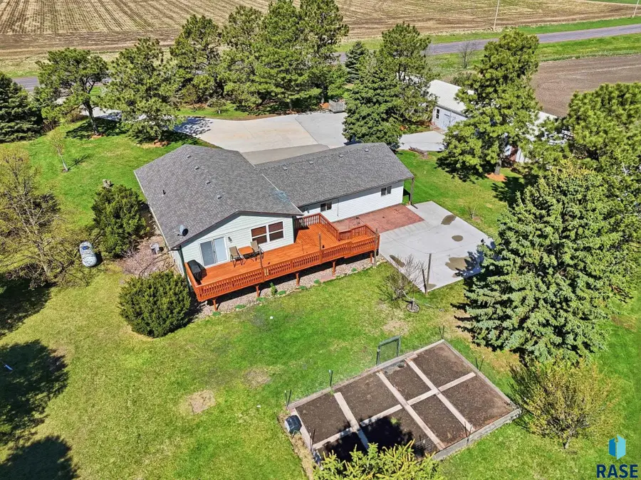 26574 466th Ave, Sioux Falls, SD 57106 - #2