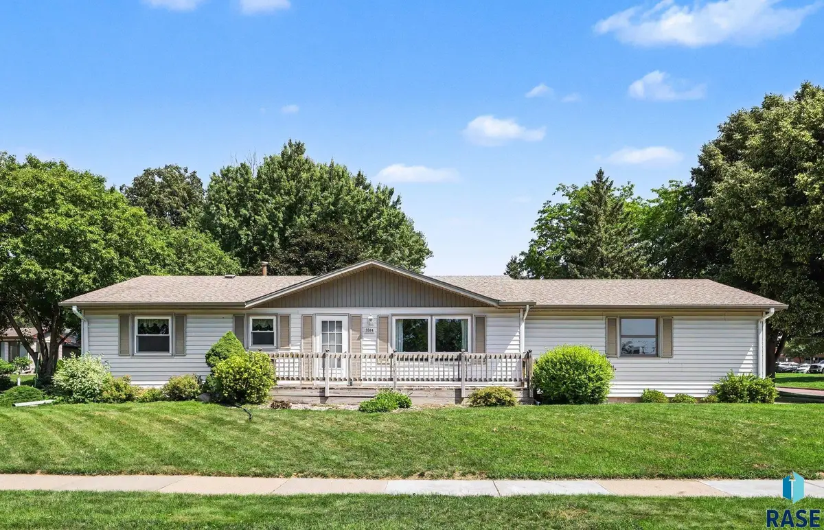 3504 E 33rd St, Sioux Falls, SD 57103 - #1