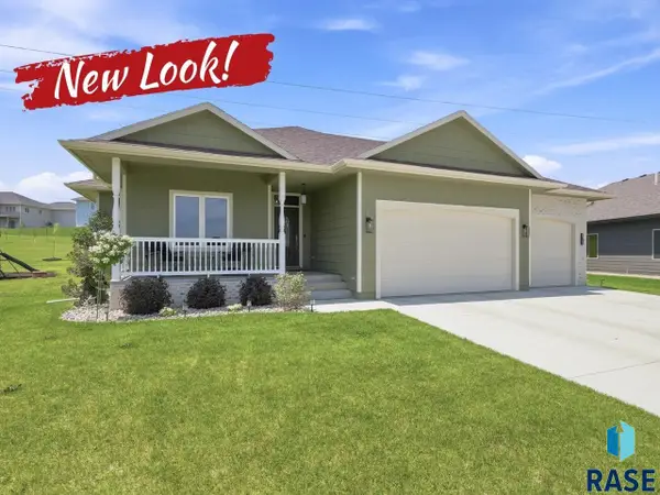 821 N Sylvan Dr, Sioux Falls, SD 57110