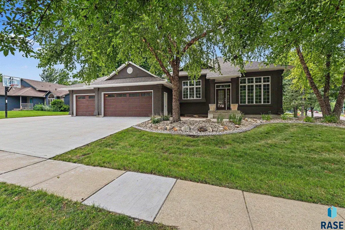 3501 S Judy Ave, Sioux Falls, SD 57103 - #1