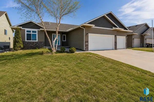 2900 S Statice Ave, Sioux Falls, SD 57106