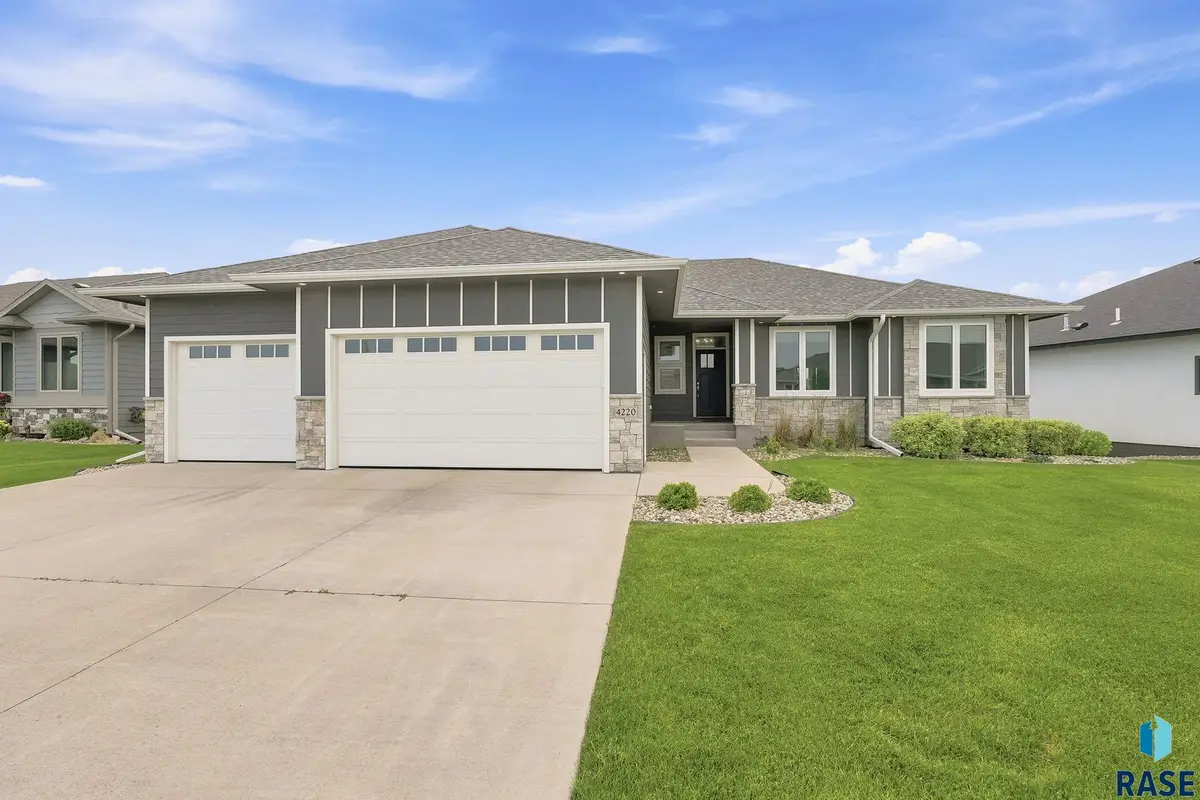 4220 N Astoria Dr, Sioux Falls, SD 57107 - #1