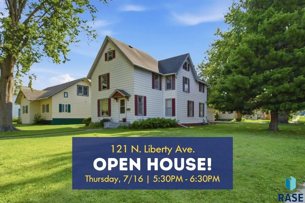 121 N Liberty Ave, Madison, SD 57042 - #1