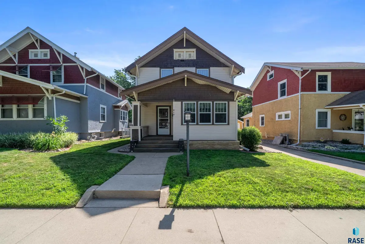 812 S Summit Ave, Sioux Falls, SD 57104 - #1