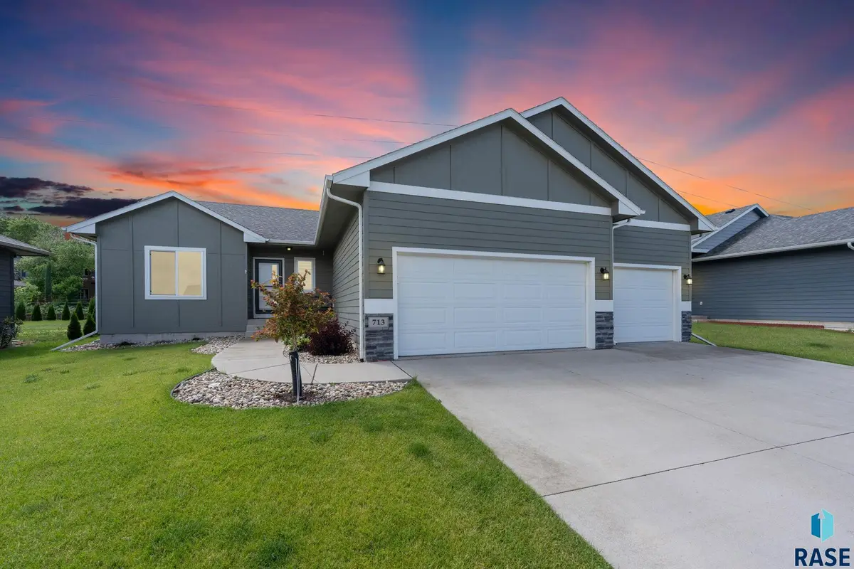 713 N Anthem Dr, Sioux Falls, SD 57110 - #1