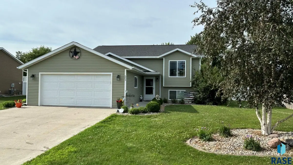 504 Lovejoy Ln, Aurora, SD 57002 - #1